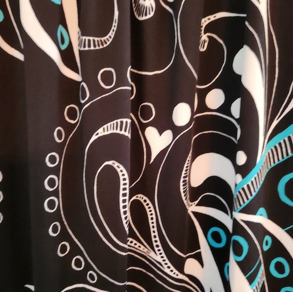 EUC Soulmates BOHO Patterned Halter Dress with Neck Tie.  Size 1X.  Beautiful. - Picture 3 of 5